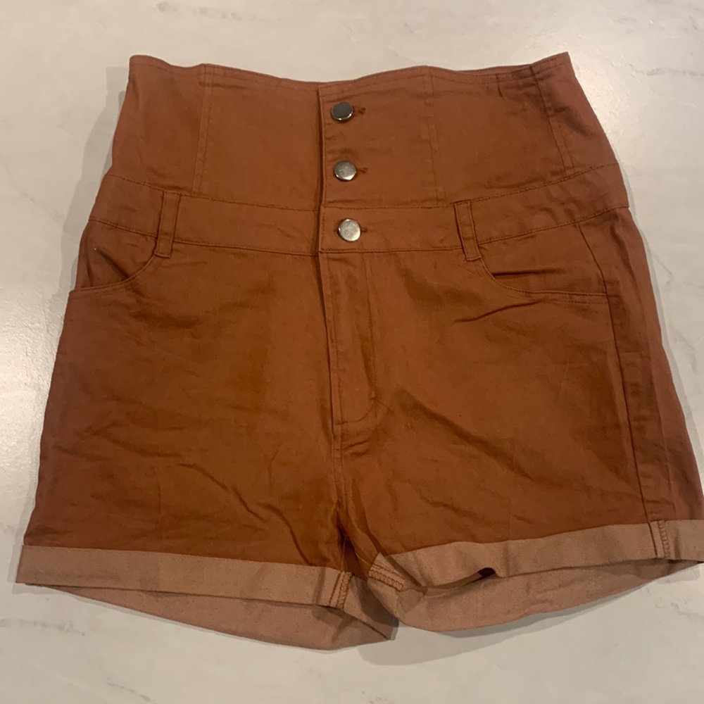High waisted Shorts